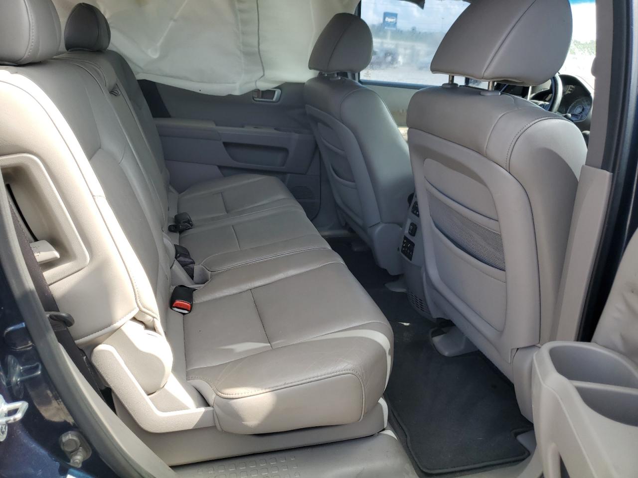 2011 Honda Pilot Touring VIN: 5FNYF3H98BB018966 Lot: 65420324