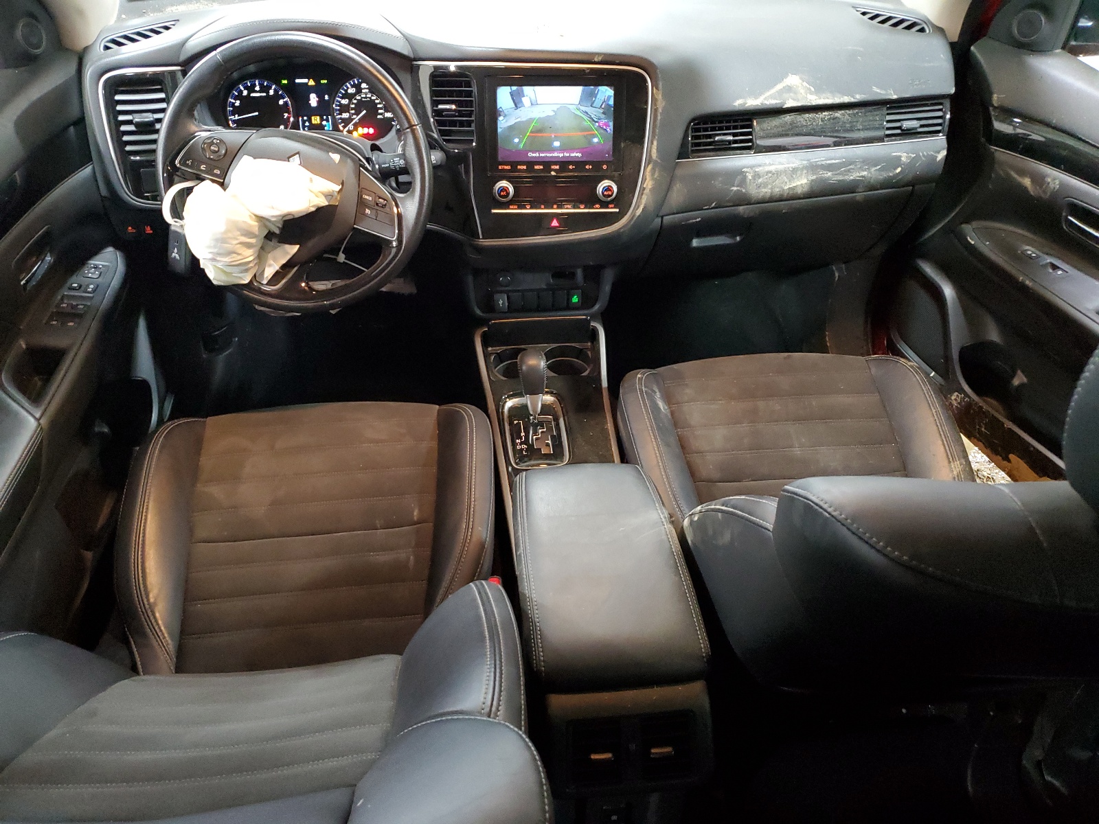 JA4AZ3A33LZ015865 2020 Mitsubishi Outlander Se