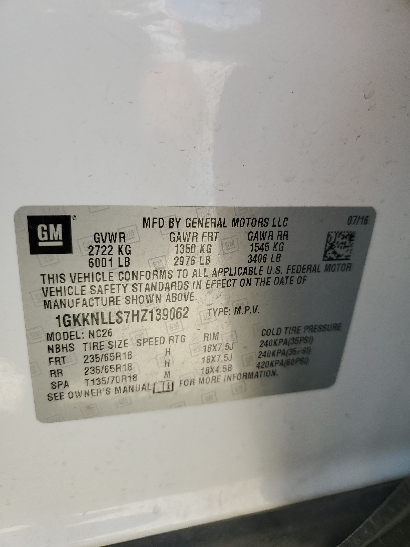 1GKKNLLS7HZ139062 2017 GMC Acadia Sle