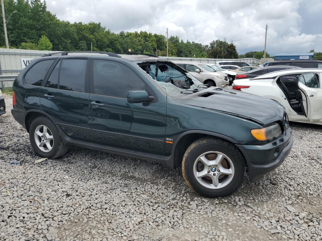 2002 BMW X5 - Image 4