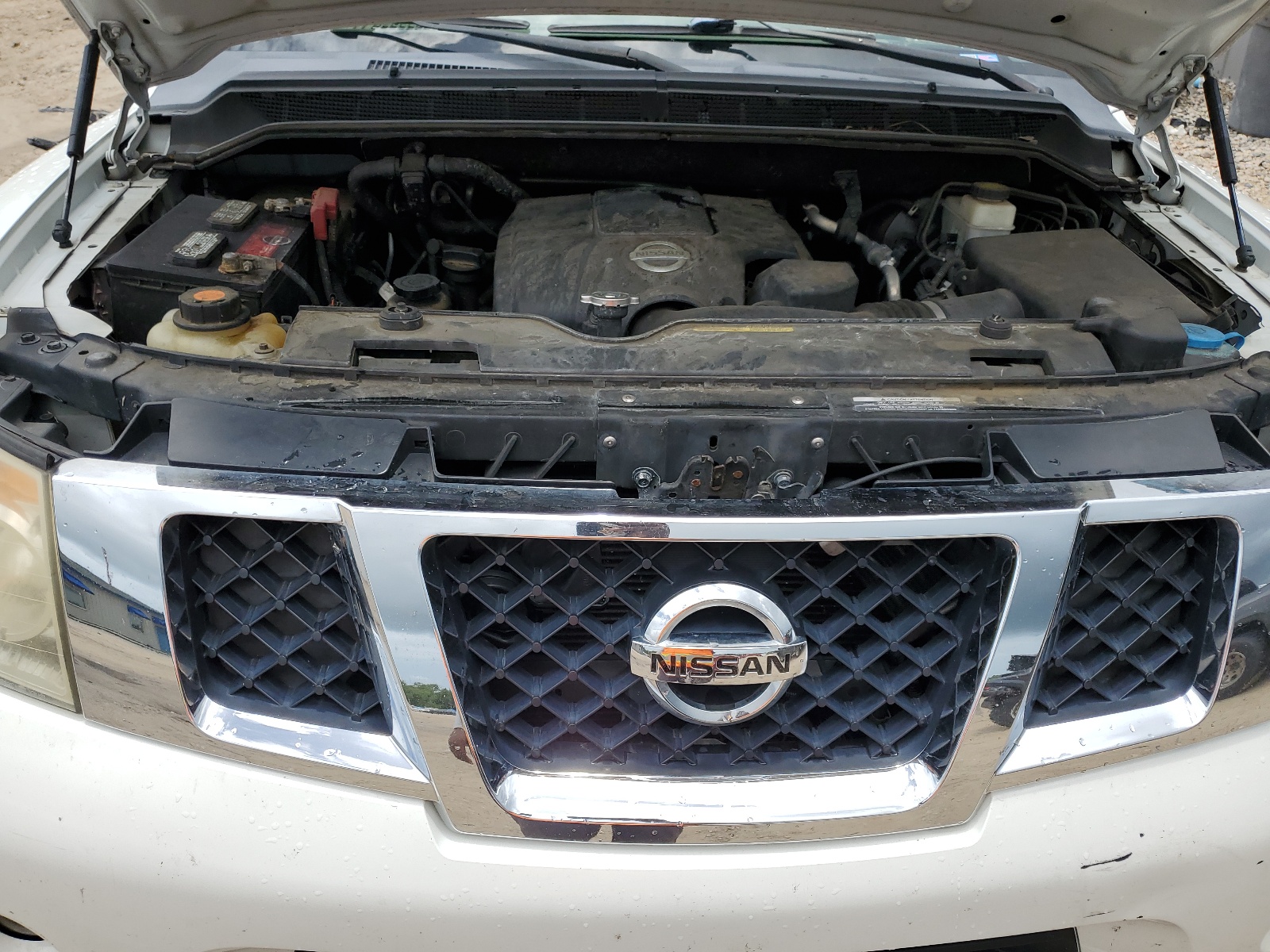 5N1BA0ND6CN609744 2012 Nissan Armada Sv