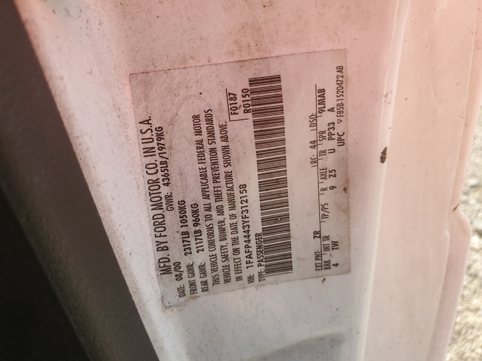 1FAFP4443YF312158 2000 Ford Mustang