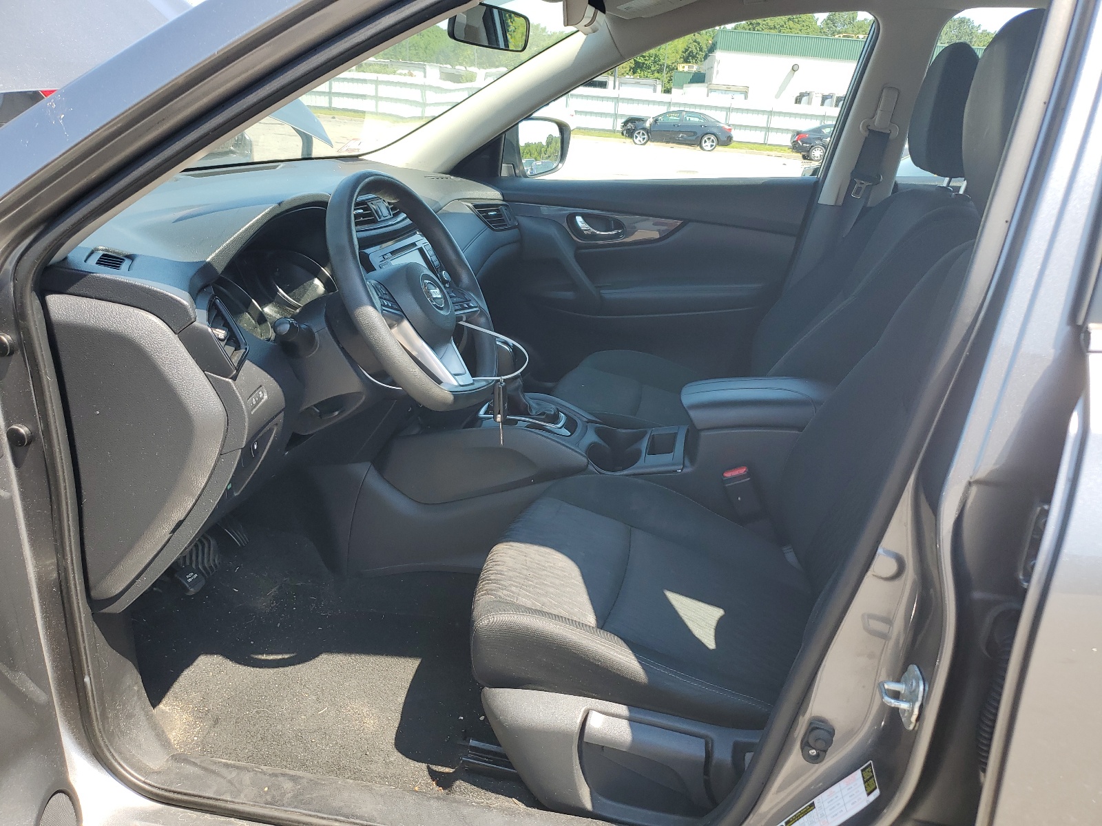 KNMAT2MVXJP563353 2018 Nissan Rogue S