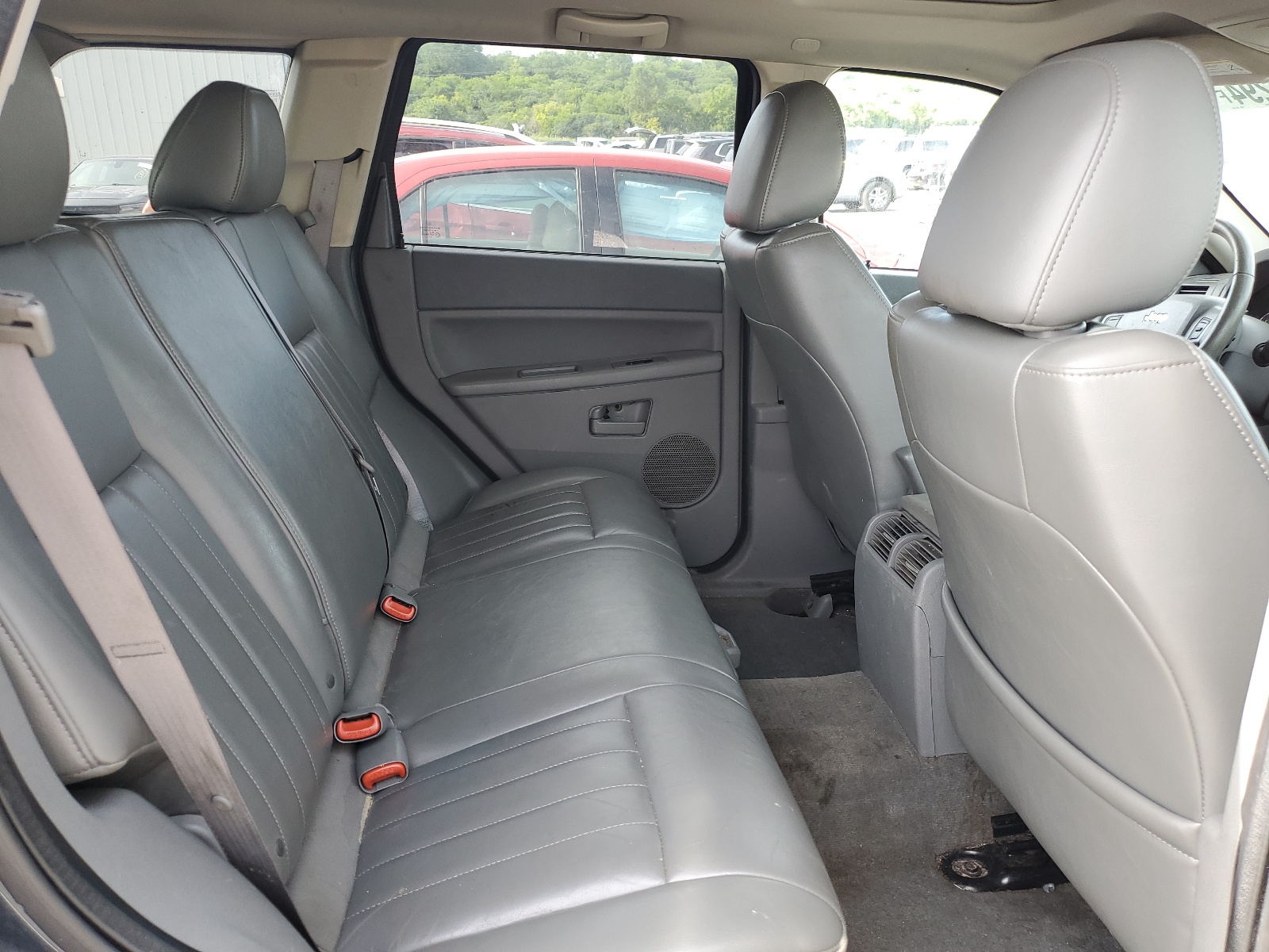 1J8HR48PX7C507944 2007 Jeep Grand Cherokee Laredo