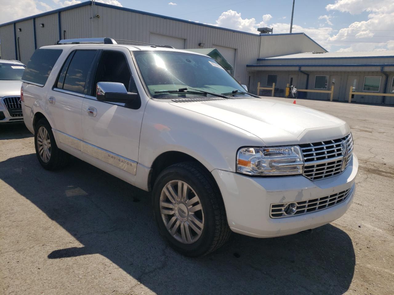 2014 Lincoln Navigator VIN: 5LMJJ2J50EEL04469 Lot: 62746034