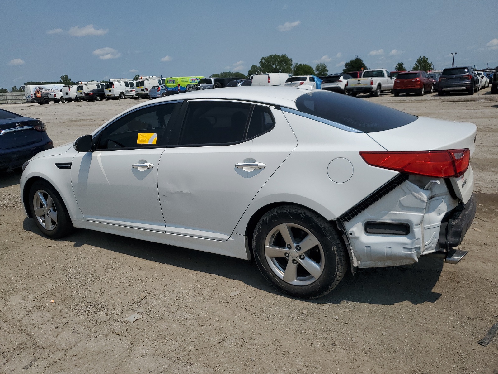 2015 Kia Optima Lx vin: 5XXGM4A7XFG491948