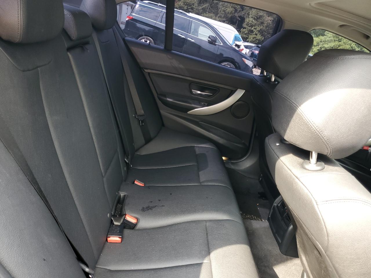 2017 BMW 320 Xi VIN: WBA8A3C57HK691923 Lot: 62942384