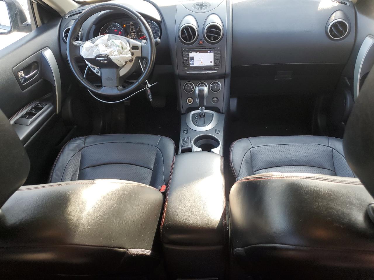 2013 Nissan Rogue - Image 8