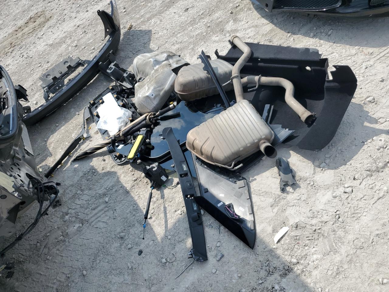 2019 Land Rover Range Rover Velar R-Dynamic Se VIN: SALYL2EX2KA206387 Lot: 61507574