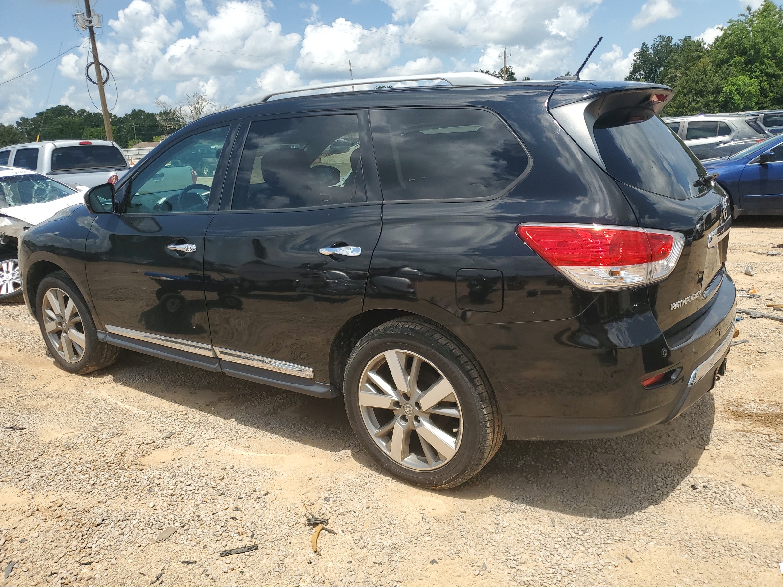 2013 Nissan Pathfinder S vin: 5N1AR2MN1DC680714