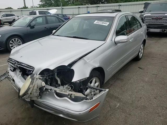 2004 Mercedes-Benz C 240 4Matic VIN: WDBRF81J04F442760 Lot: 63225844