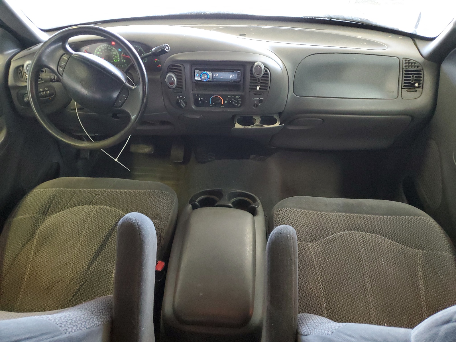 2FTRX08L5XCA18661 1999 Ford F150