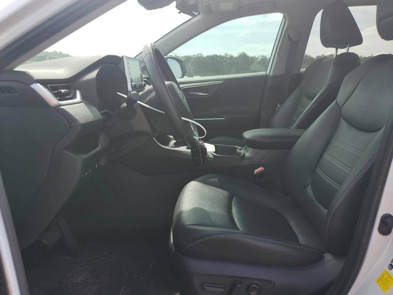 2019 Toyota Rav4 Limited VIN: 2T3Y1RFV1KW016908 Lot: 64562214