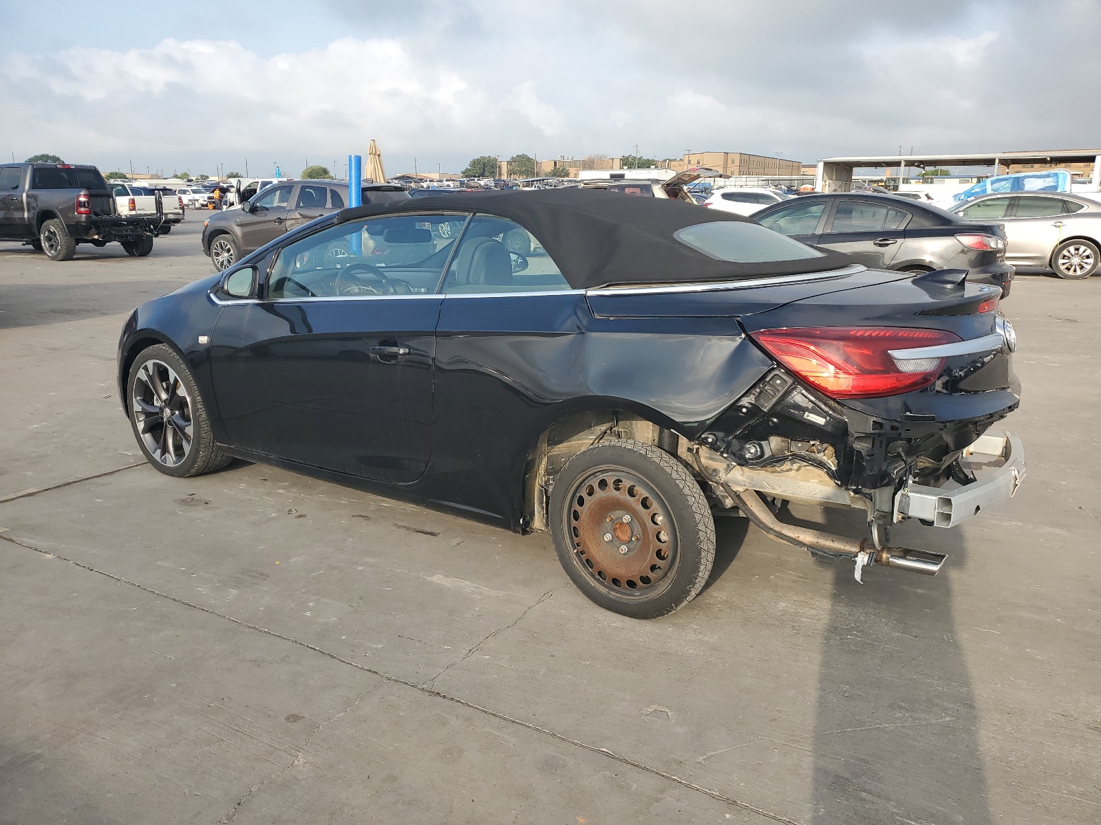 W04WH3N56KG358331 2019 Buick Cascada Premium