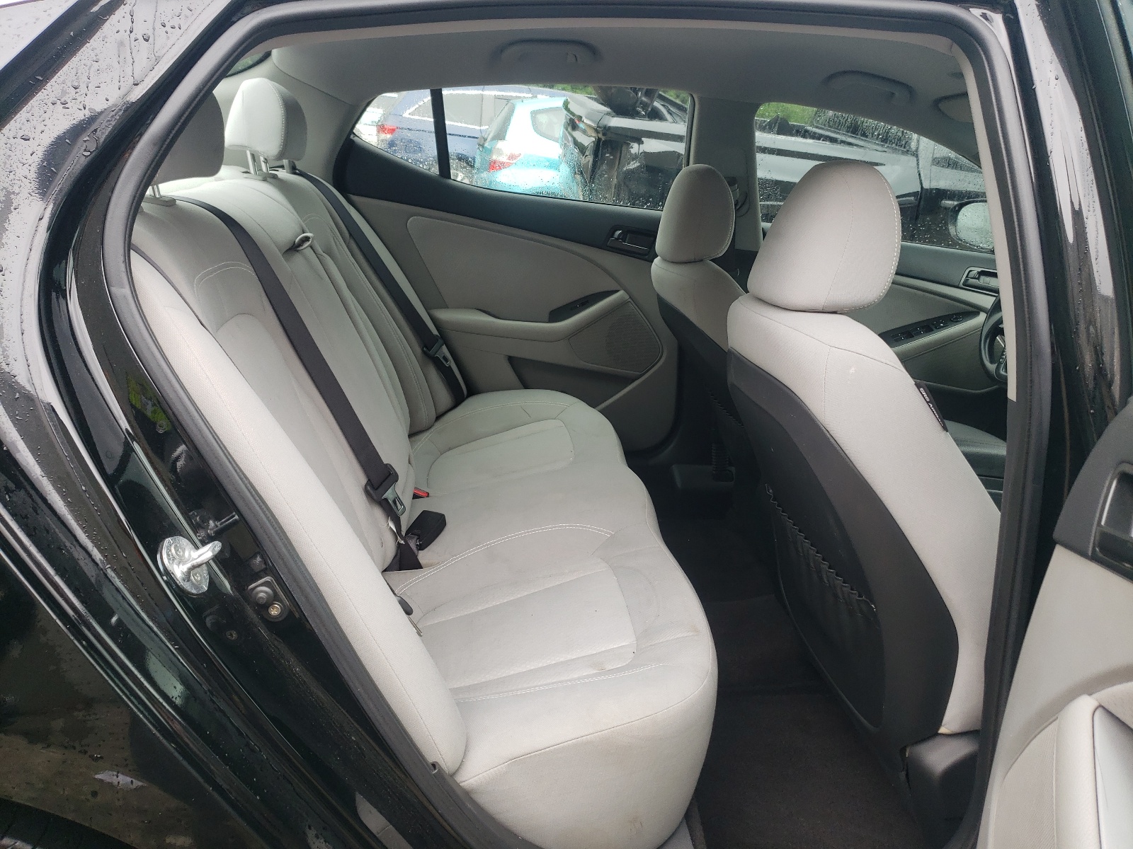 KNAGM4A70B5171775 2011 Kia Optima Lx