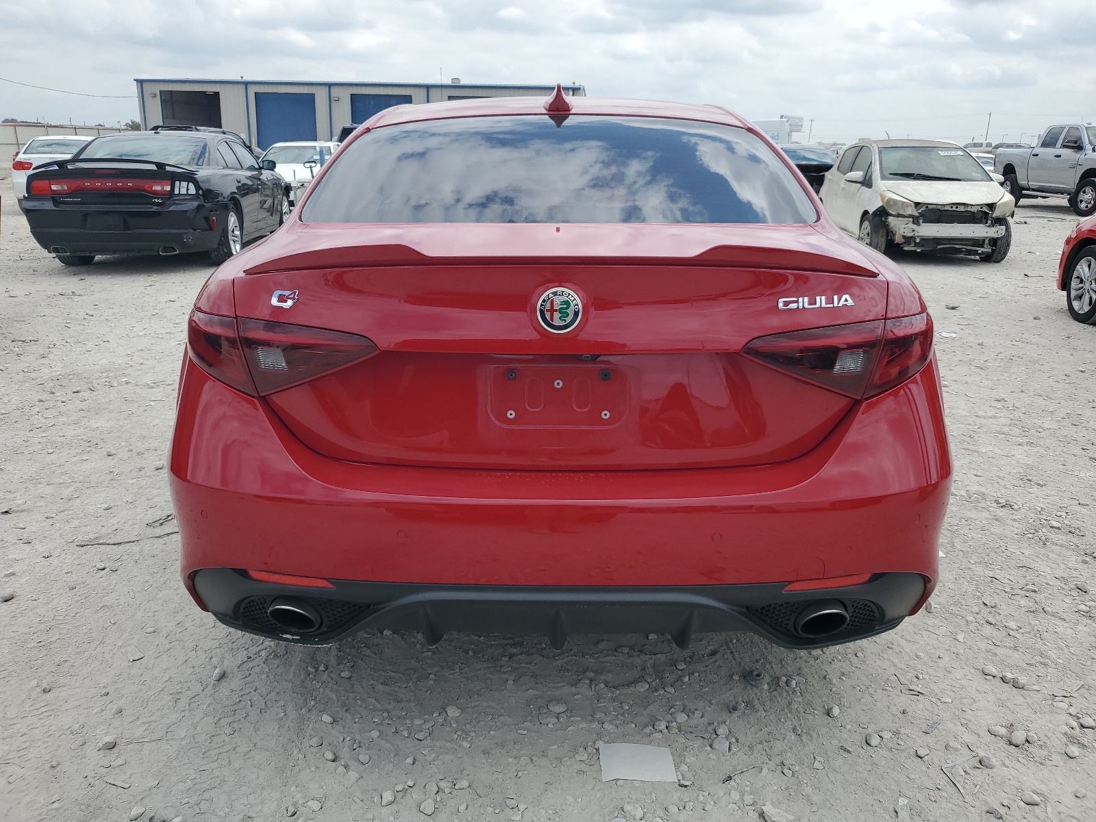 ZARFAEENXH7541445 2017 Alfa Romeo Giulia Ti Q4