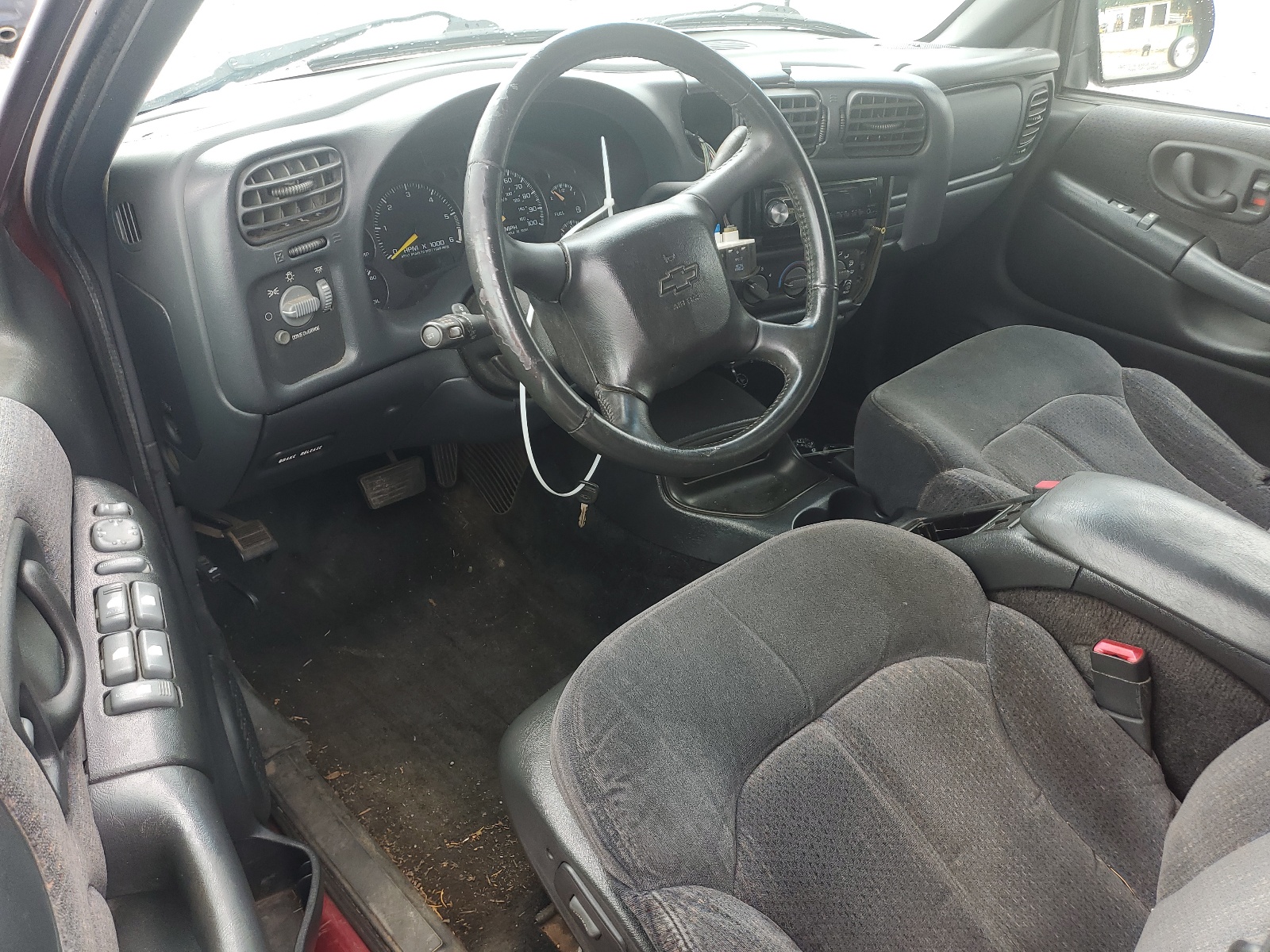 1GNDT13W312223614 2001 Chevrolet Blazer