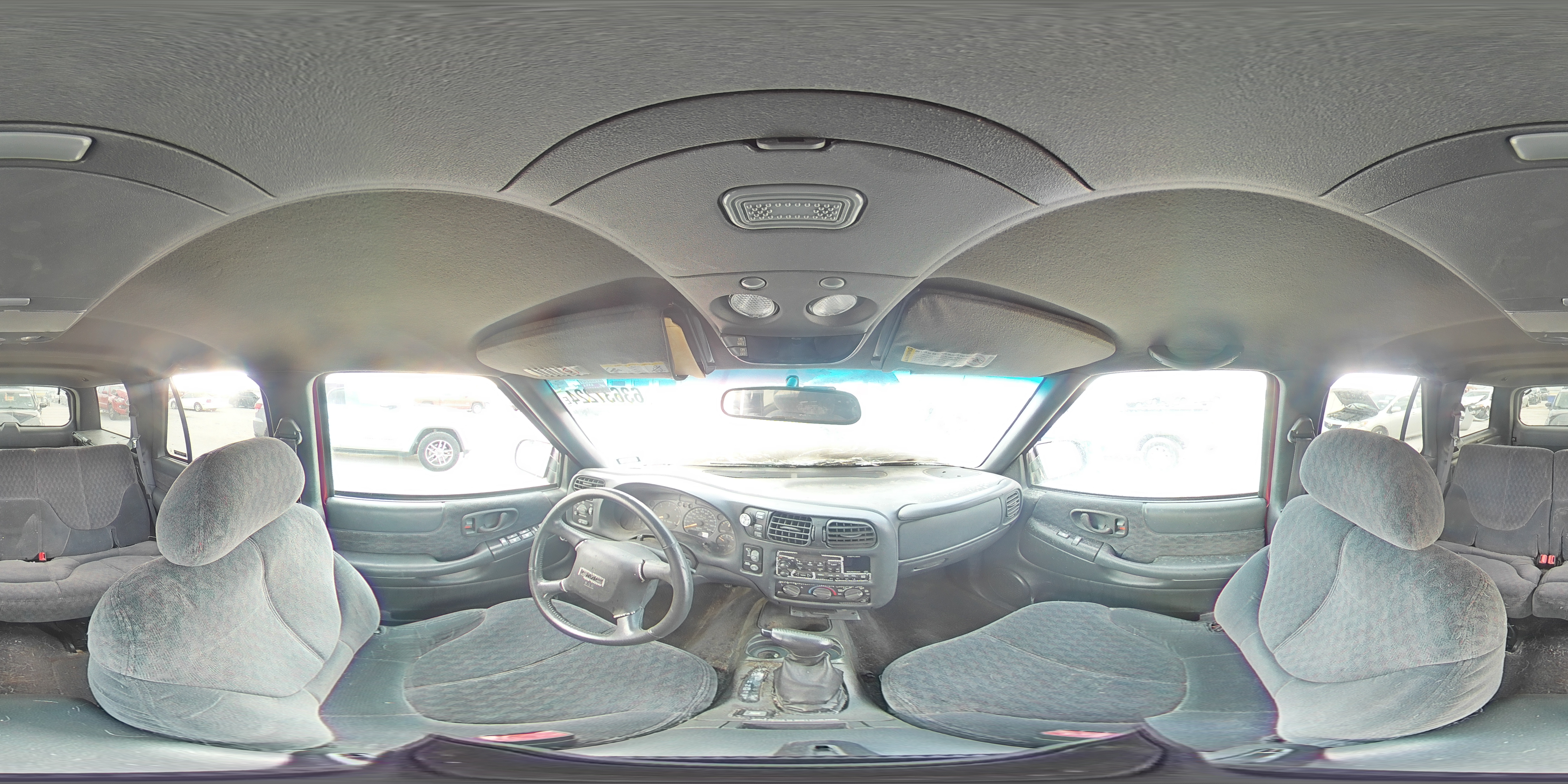 2000 GMC Jimmy / Envoy VIN: 1GKDT13W8Y2294511 Lot: 63637224