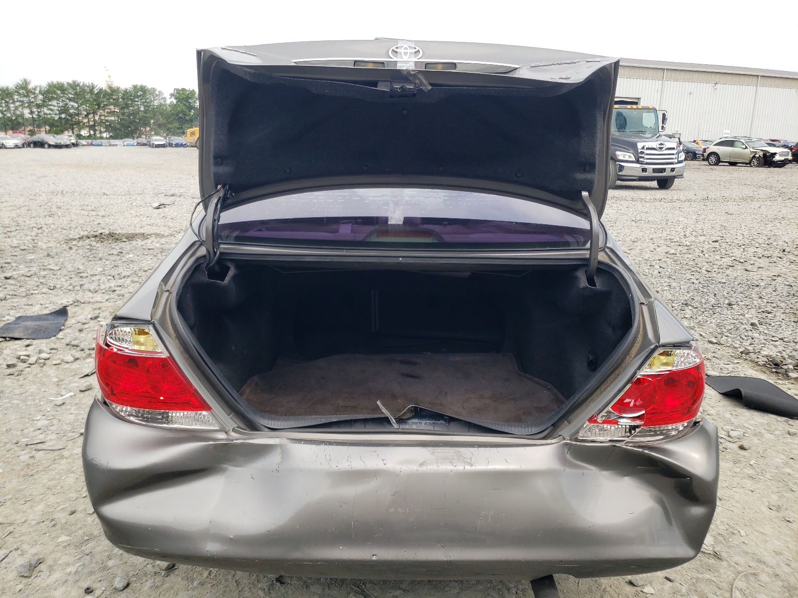 4T1BF32K15U609312 2005 Toyota Camry Le