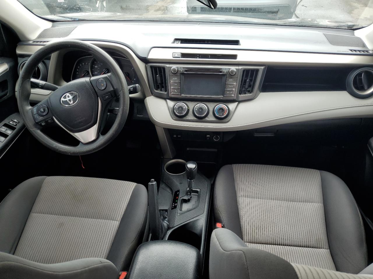 2015 Toyota Rav4 Le VIN: 2T3BFREV2FW338813 Lot: 62640714