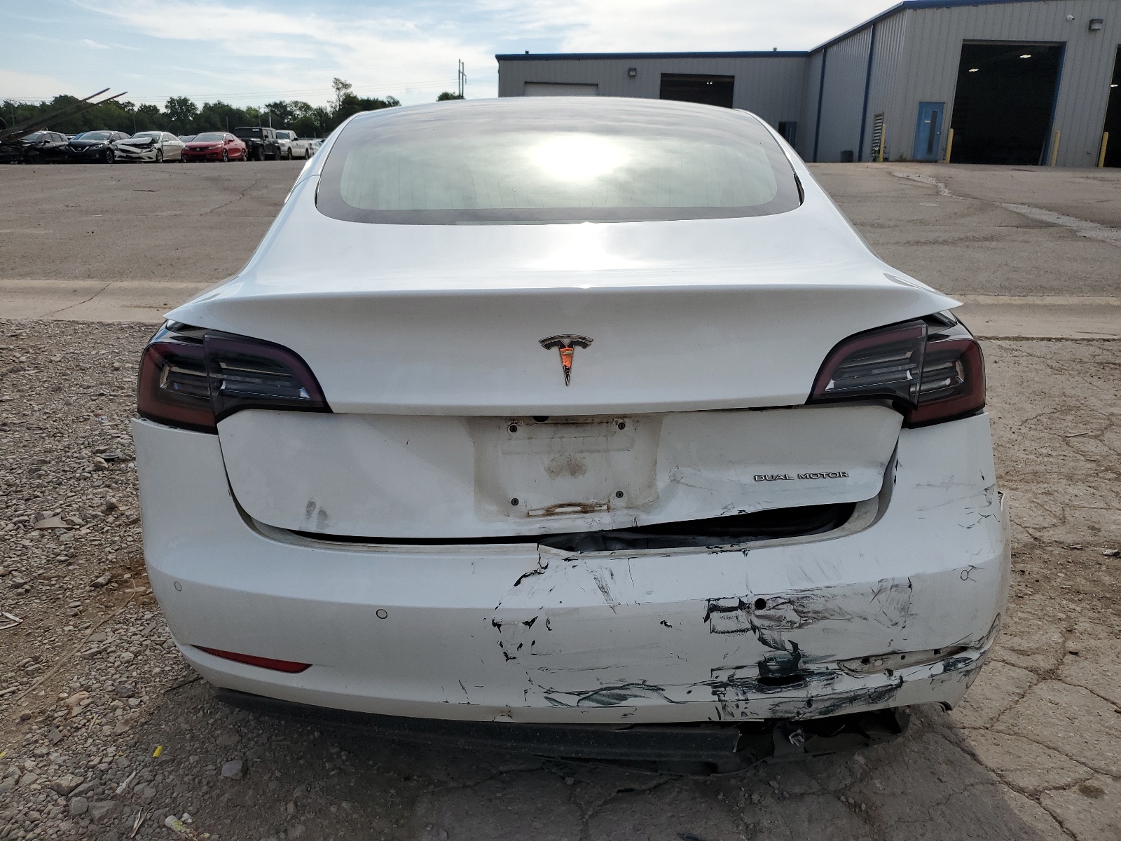 5YJ3E1EB8JF100705 2018 Tesla Model 3