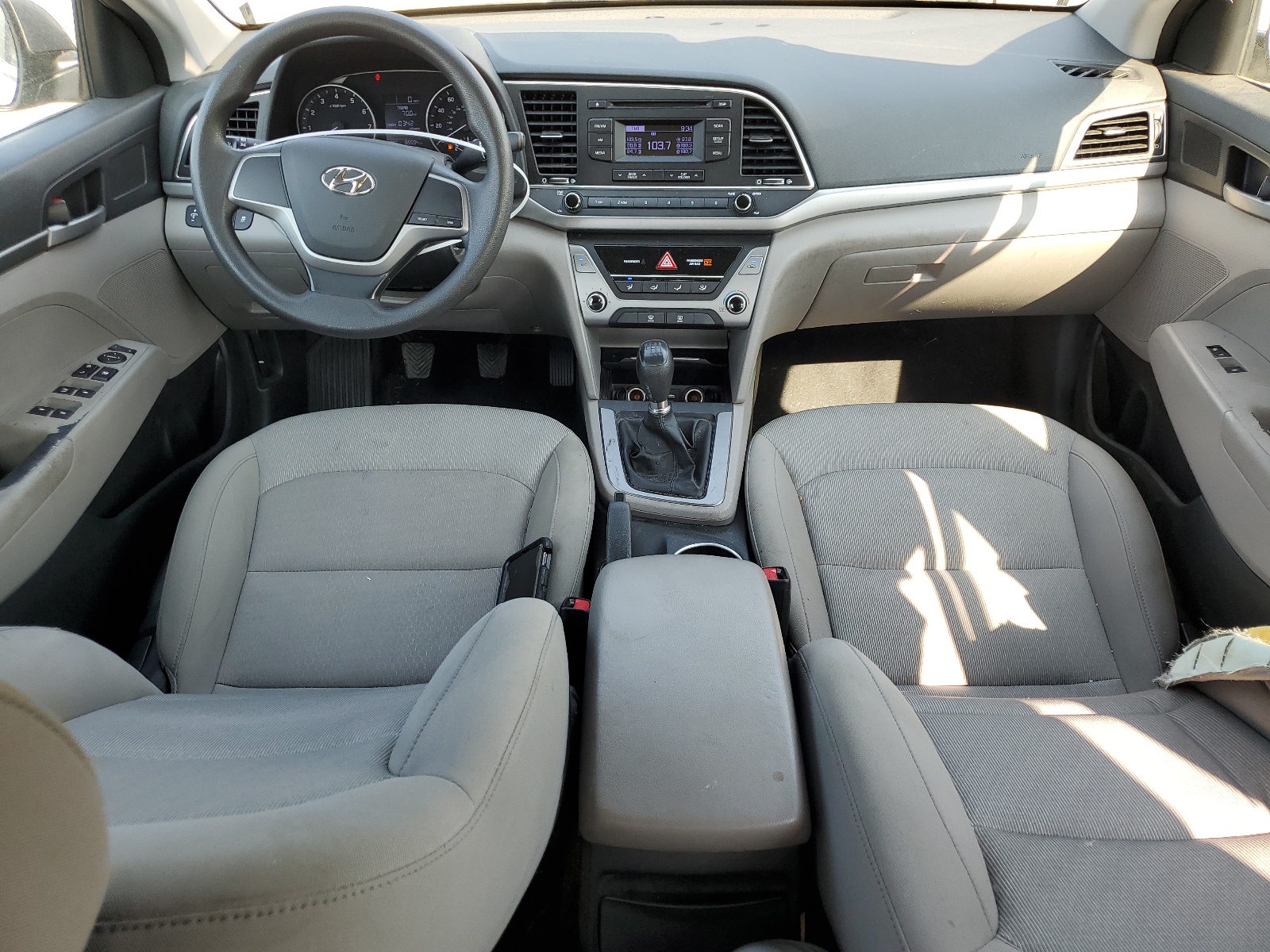 KMHD74LF3HU162385 2017 Hyundai Elantra Se