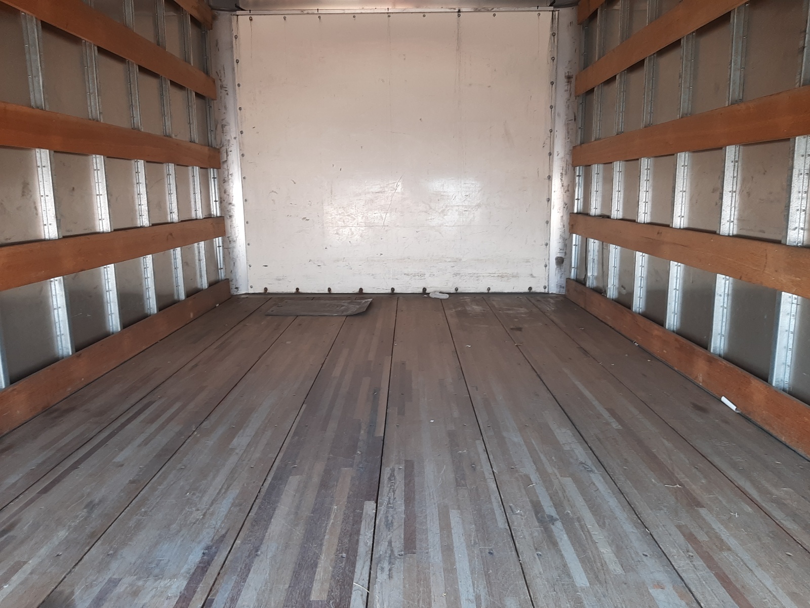 JALC4W164K7009414 2019 Isuzu Npr Hd