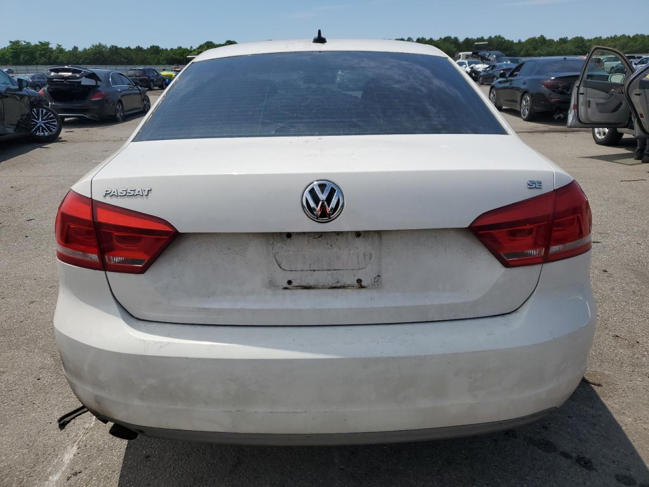 1VWBP7A39CC009558 2012 Volkswagen Passat Se