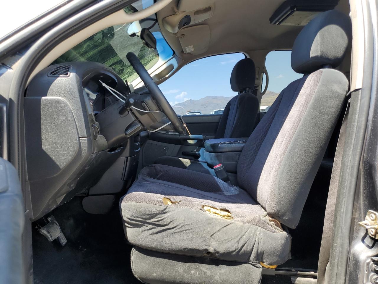 2004 Dodge Ram 1500 St VIN: 1D7HA18D84J170237 Lot: 64707024