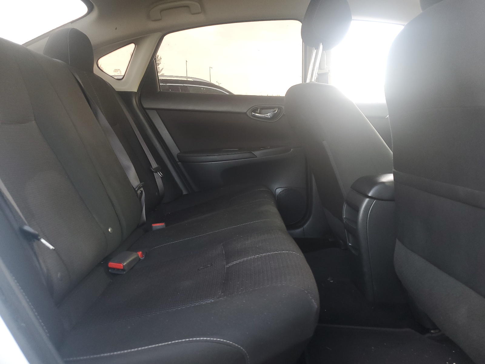 3N1AB7AP8JY243617 2018 Nissan Sentra S