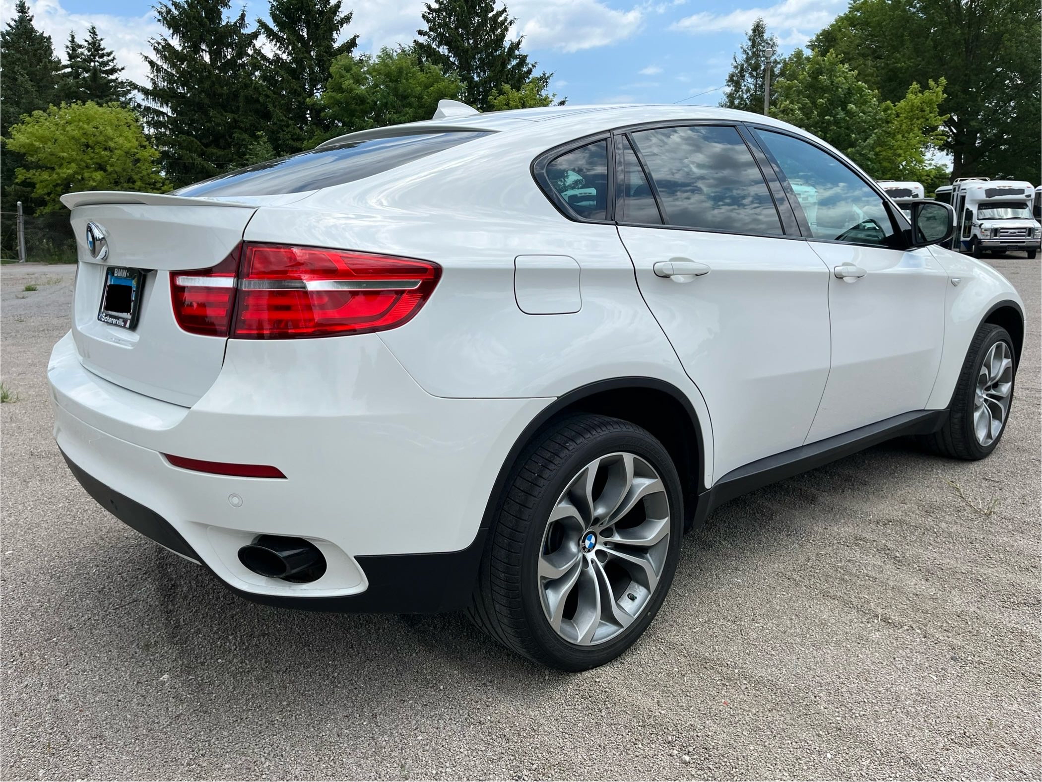 2014 BMW X6 xDrive35I vin: 5UXFG2C58E0H09874