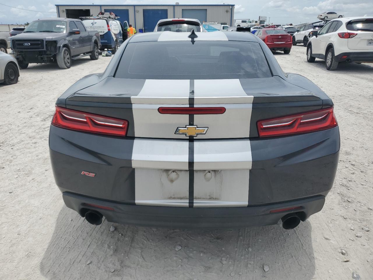 2017 Chevrolet Camaro Lt VIN: 1G1FC1RX8H0102156 Lot: 62338664