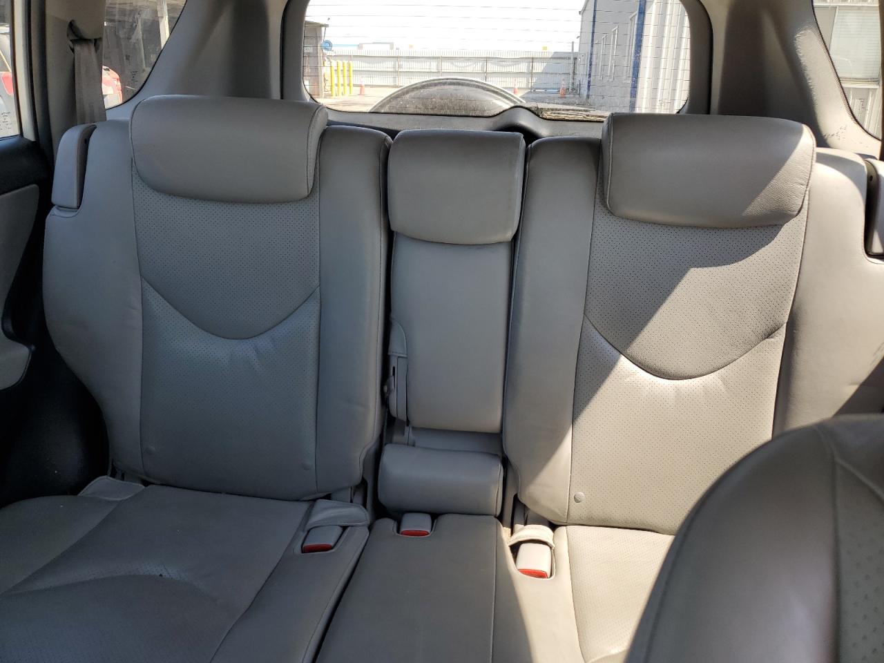 2011 Toyota RAV 4 - Image 10