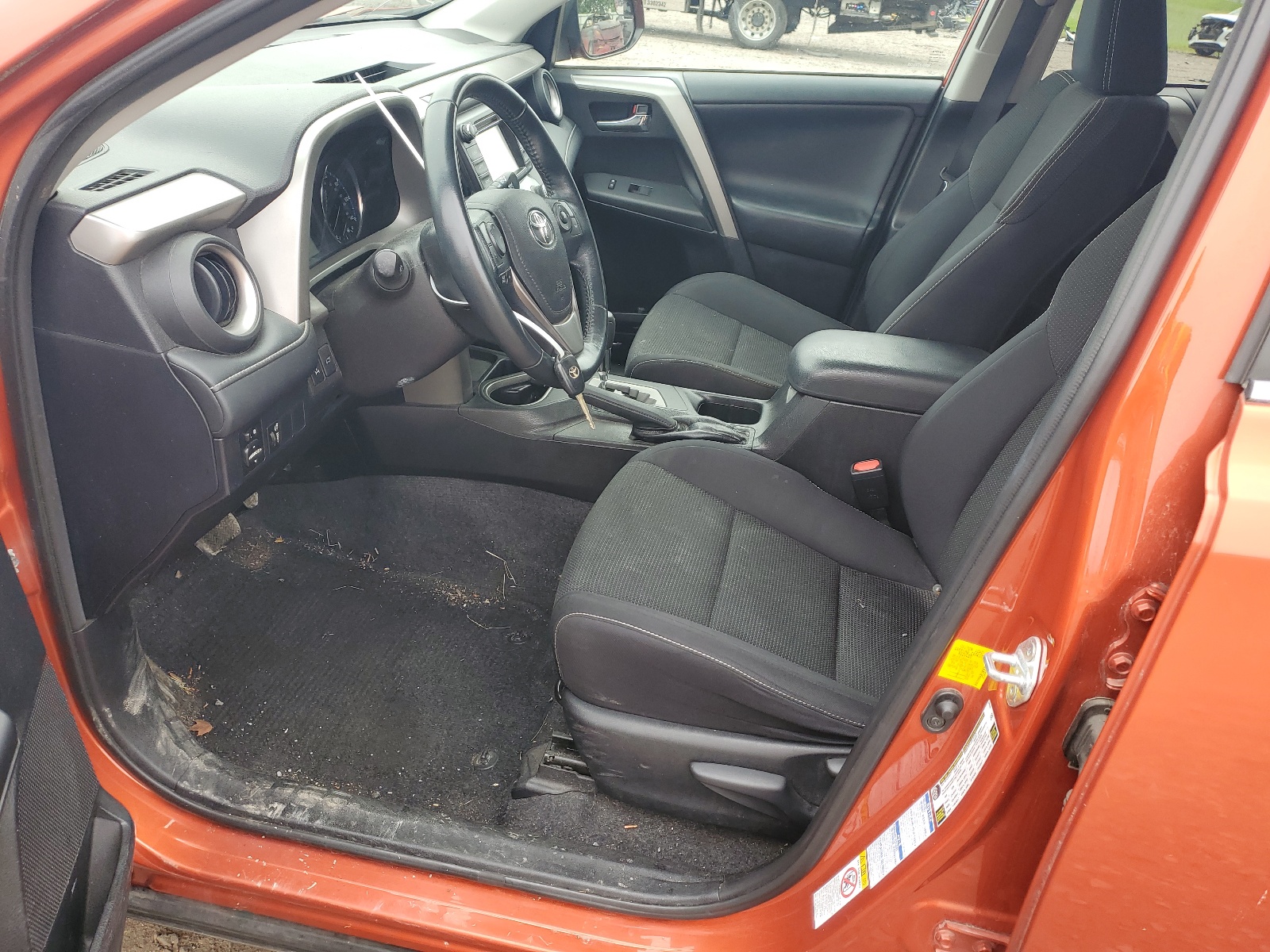 2T3RFREV7GW489694 2016 Toyota Rav4 Xle