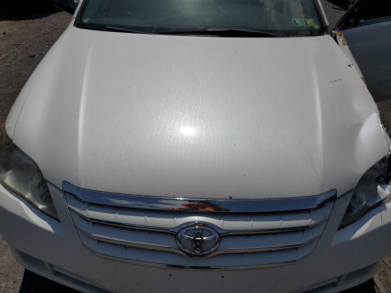 2005 Toyota Avalon Xl VIN: 4T1BK36B85U031988 Lot: 64338814