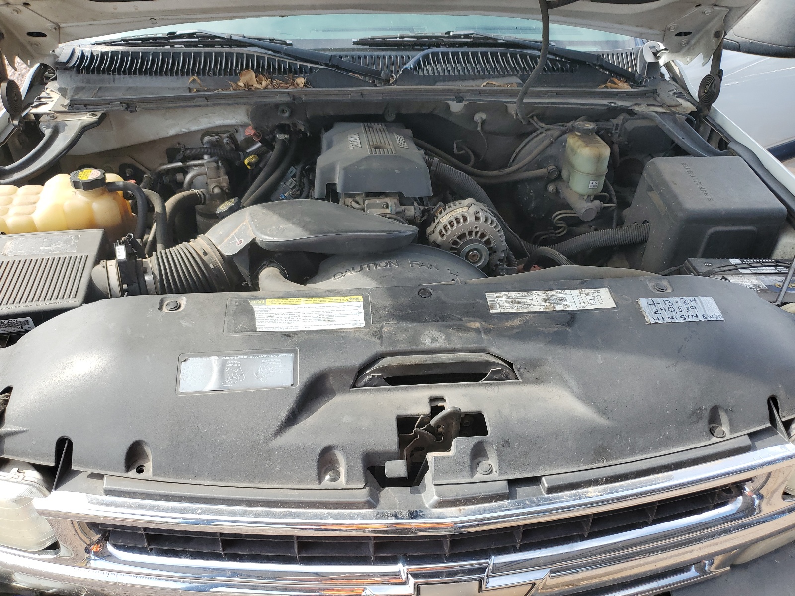 3GNFK16T8YG228564 2000 Chevrolet Suburban K1500