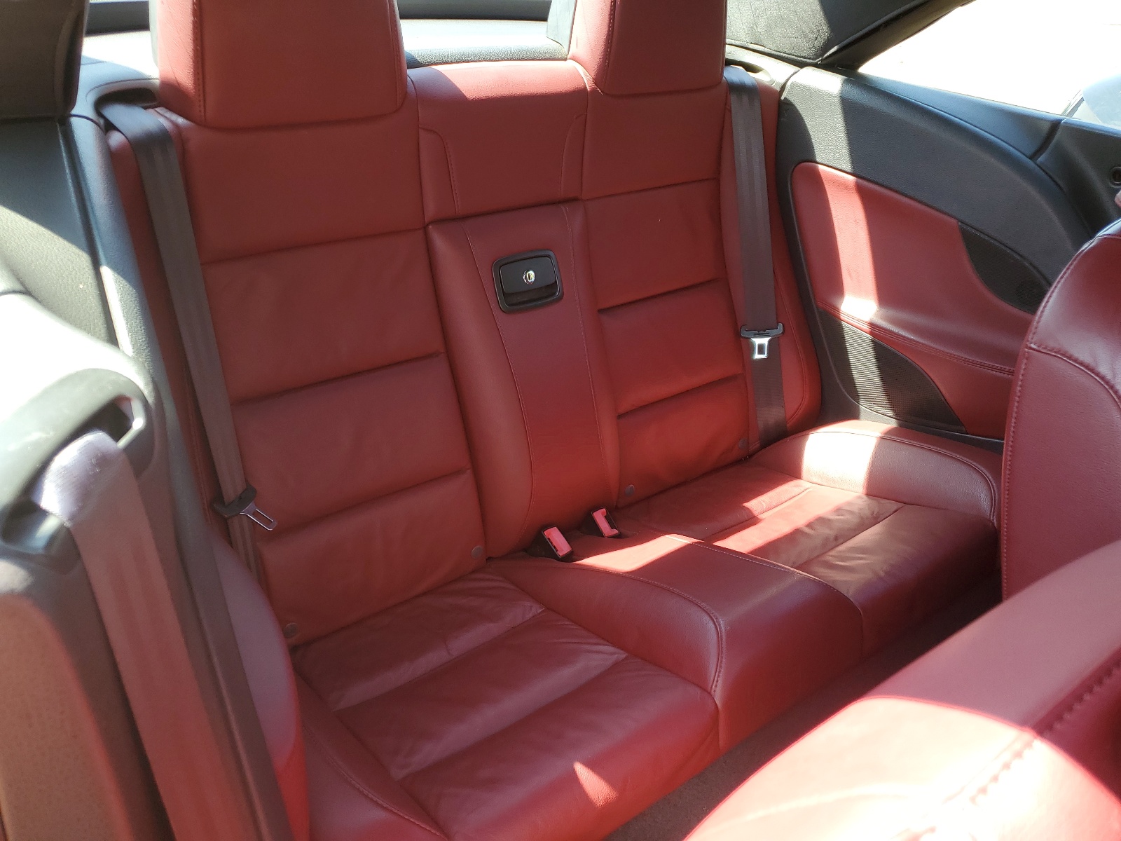 WVWFA7AH7AV010176 2010 Volkswagen Eos Lux