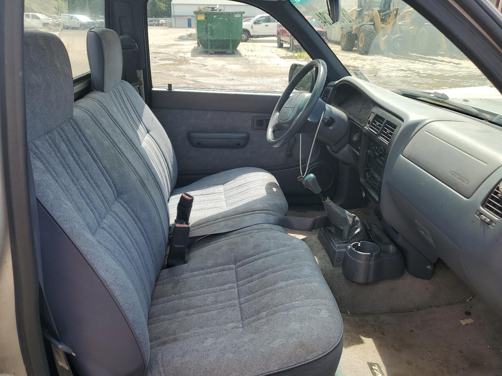 4TANL42N8YZ641381 2000 Toyota Tacoma