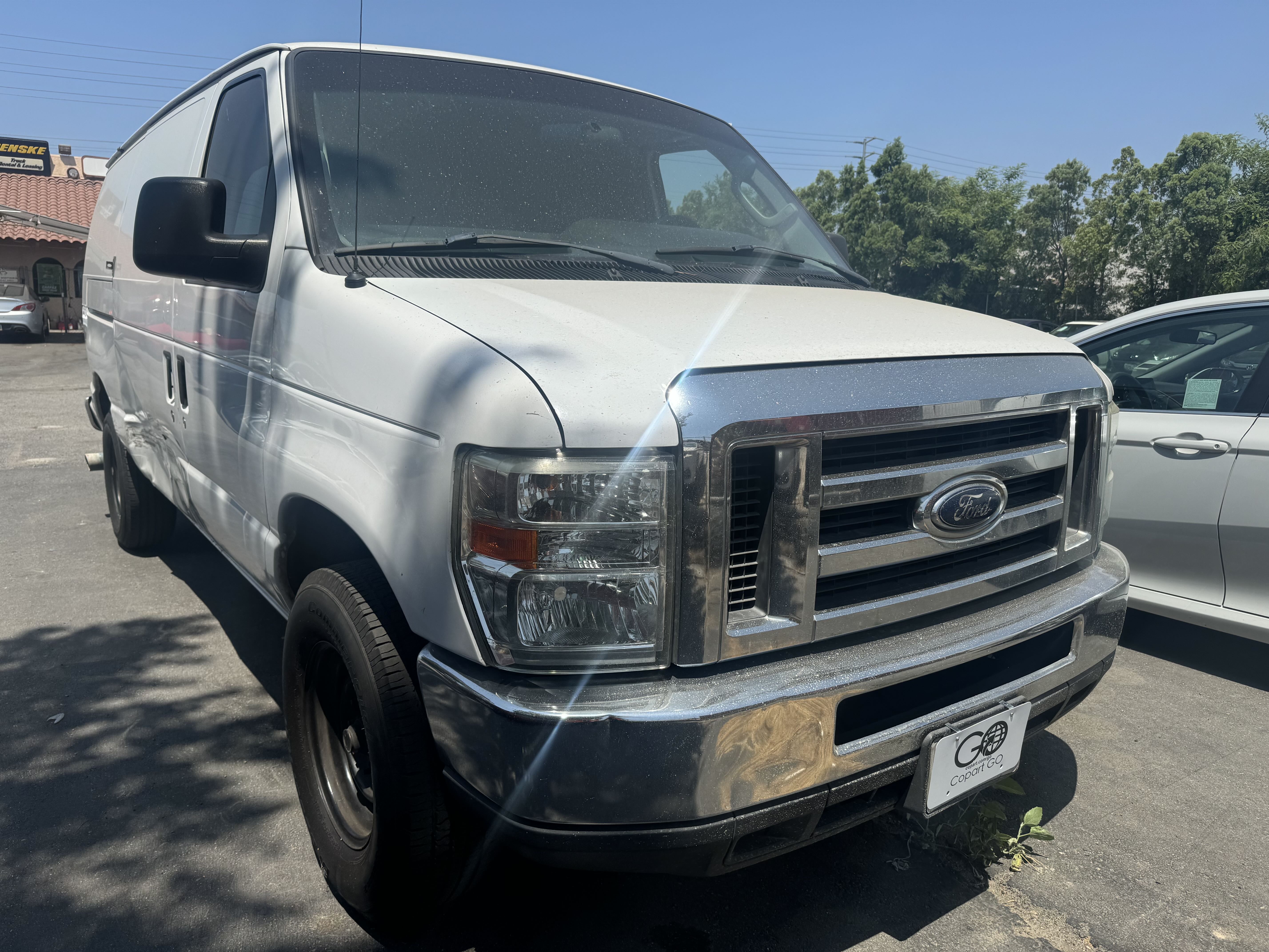 2013 Ford Econoline E250 Van vin: 1FTNE2EW0DDA61105