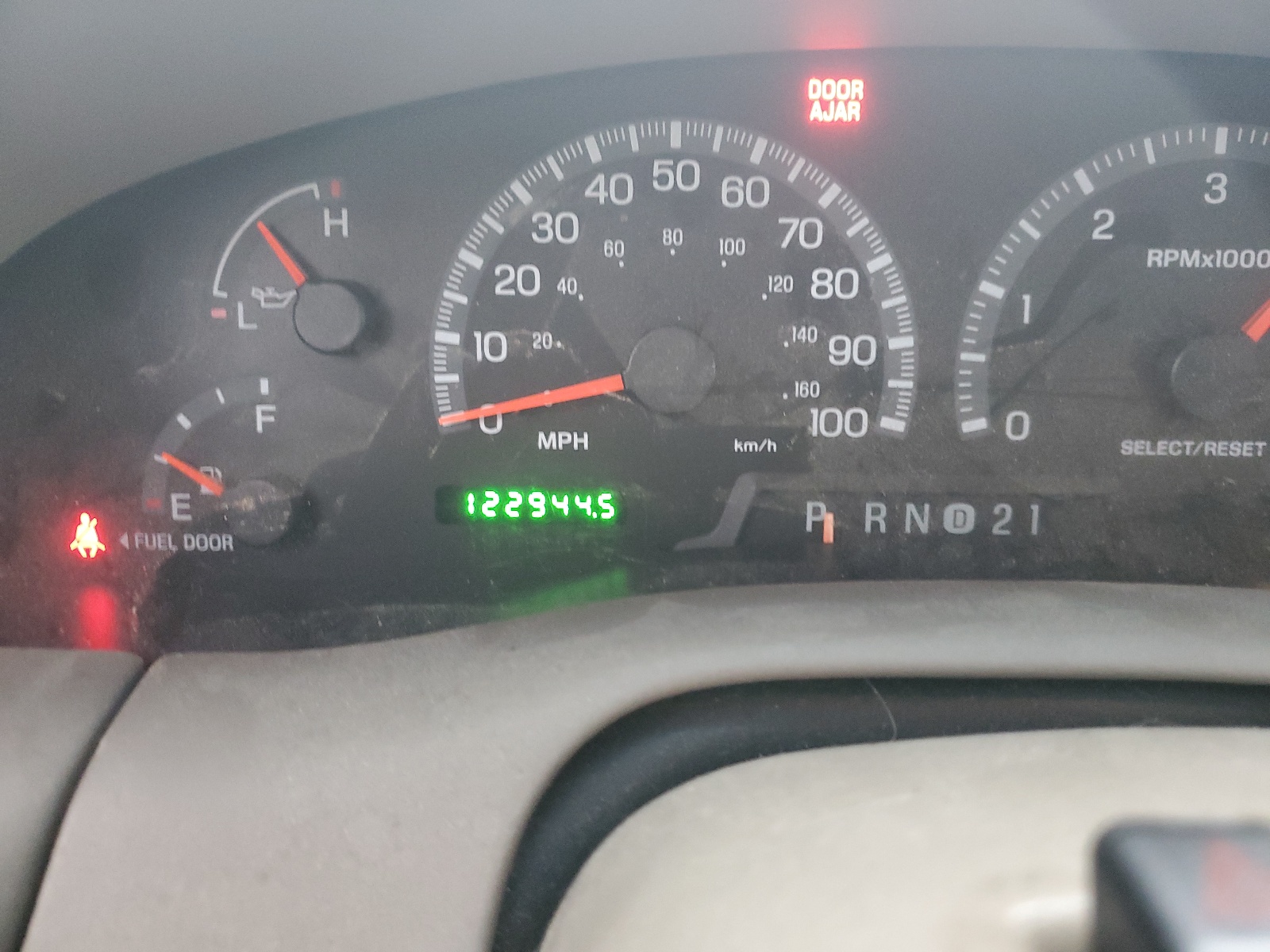 1FMPU18L1YLB46114 2000 Ford Expedition Eddie Bauer