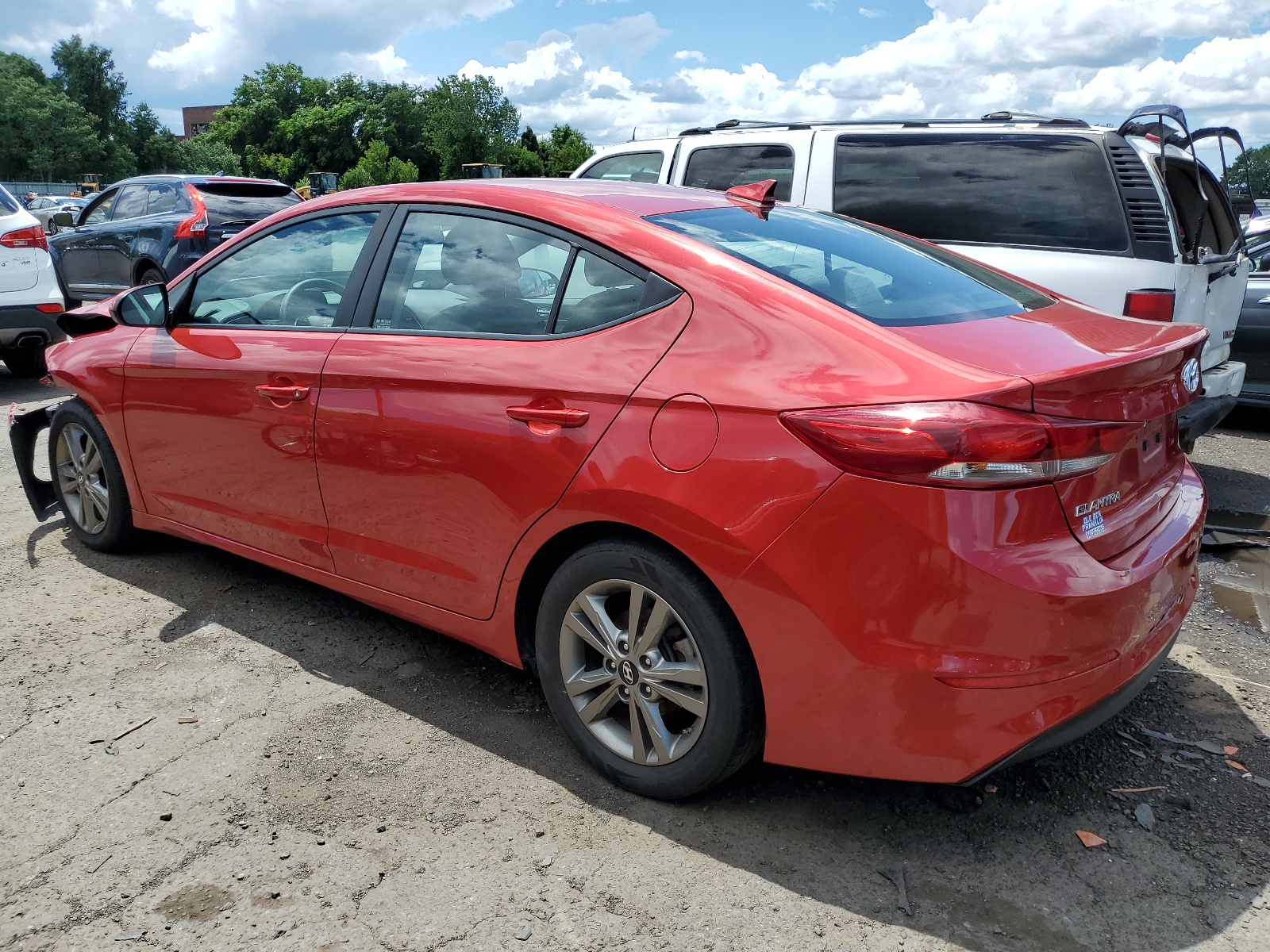 2018 Hyundai Elantra Sel vin: 5NPD84LF0JH301552