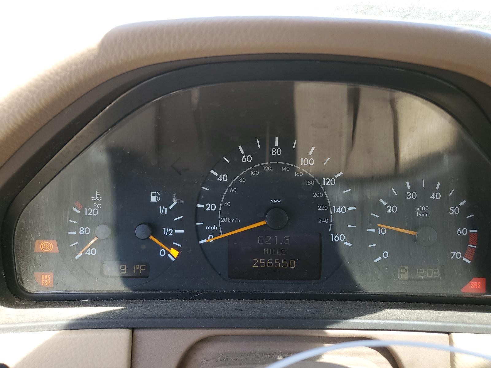 WDBJH82J9YX030097 2000 Mercedes-Benz E 320 4Matic