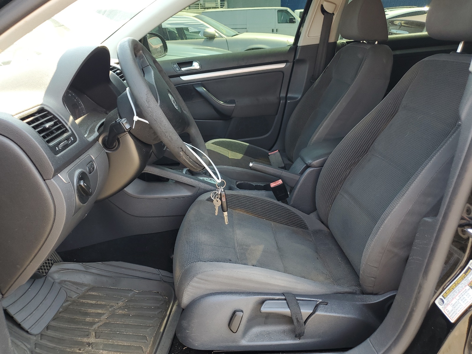 3VWKZ71K99M300246 2009 Volkswagen Jetta S