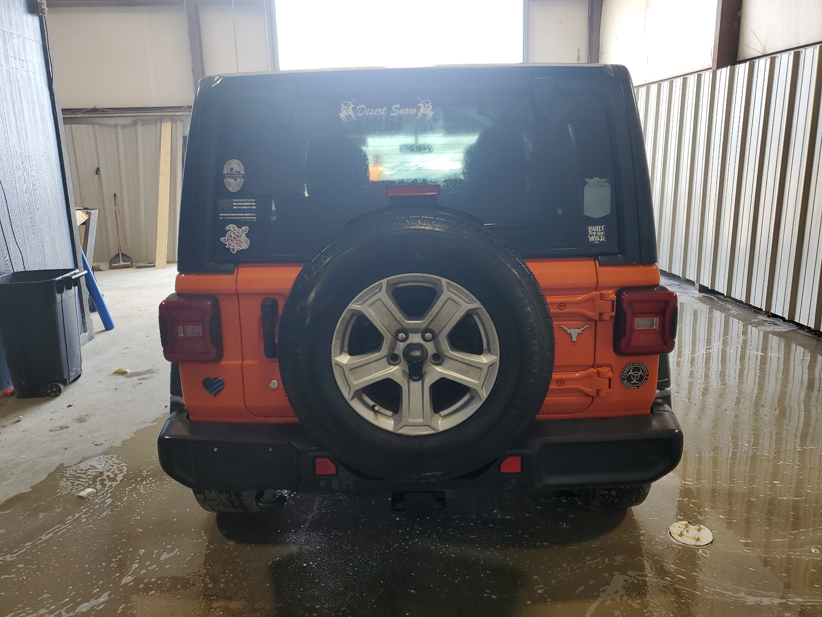 1C4HJXDG3JW221204 2018 Jeep Wrangler Unlimited Sport