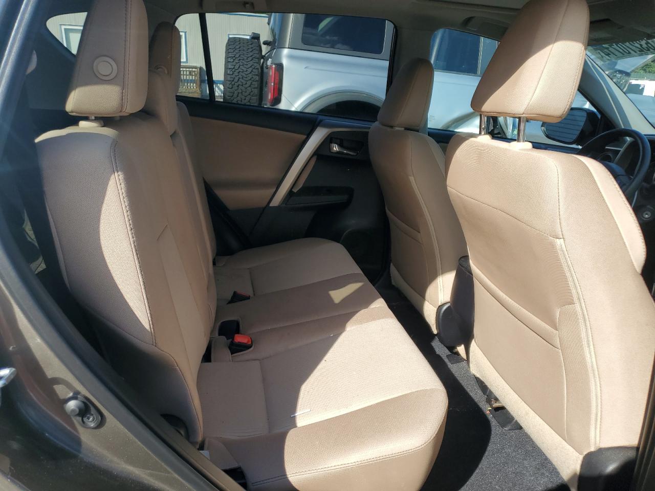 2015 Toyota Rav4 Xle VIN: 2T3RFREV9FW302275 Lot: 63270714