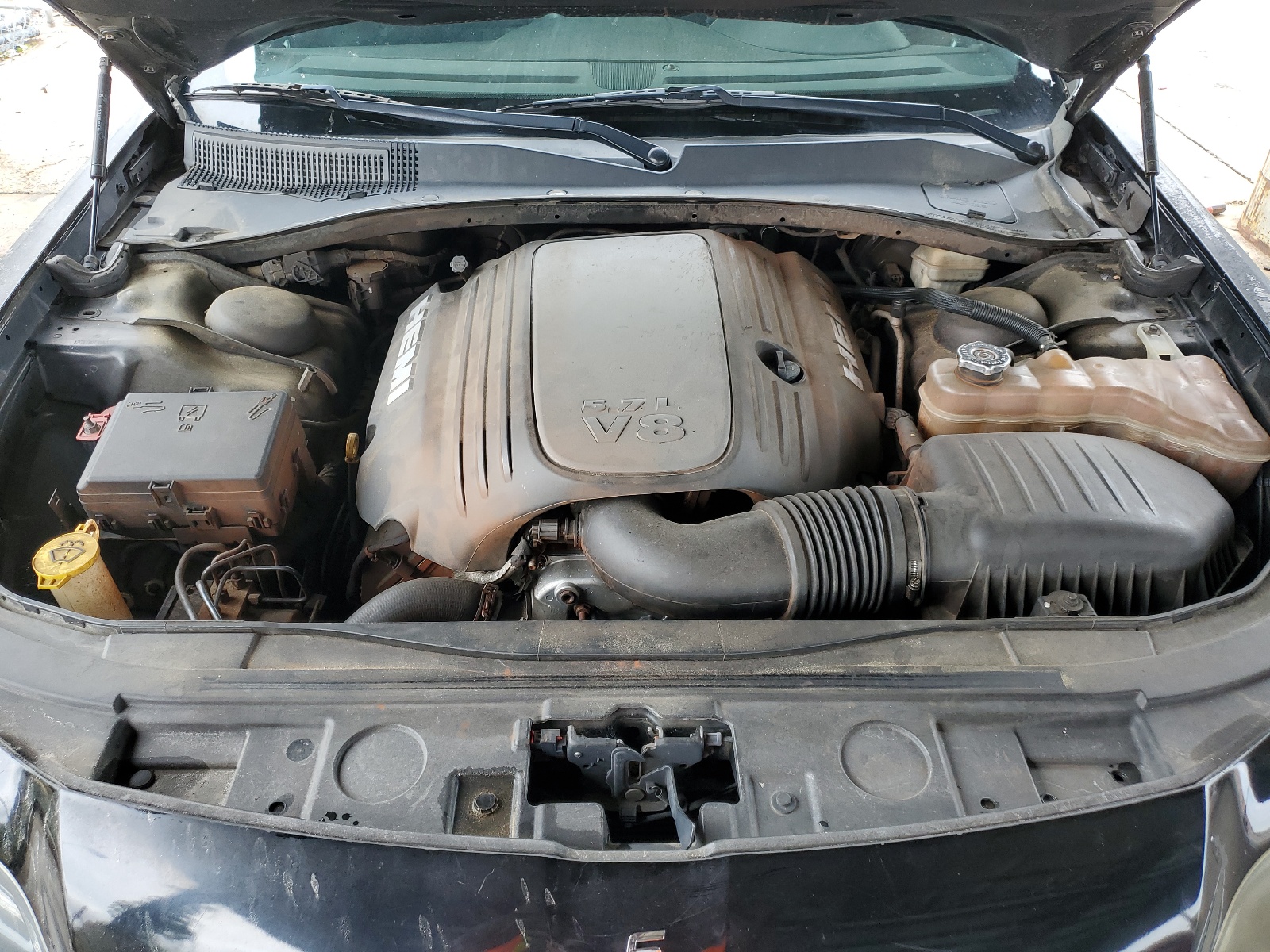 2C3CCAGT3DH652840 2013 Chrysler 300 S