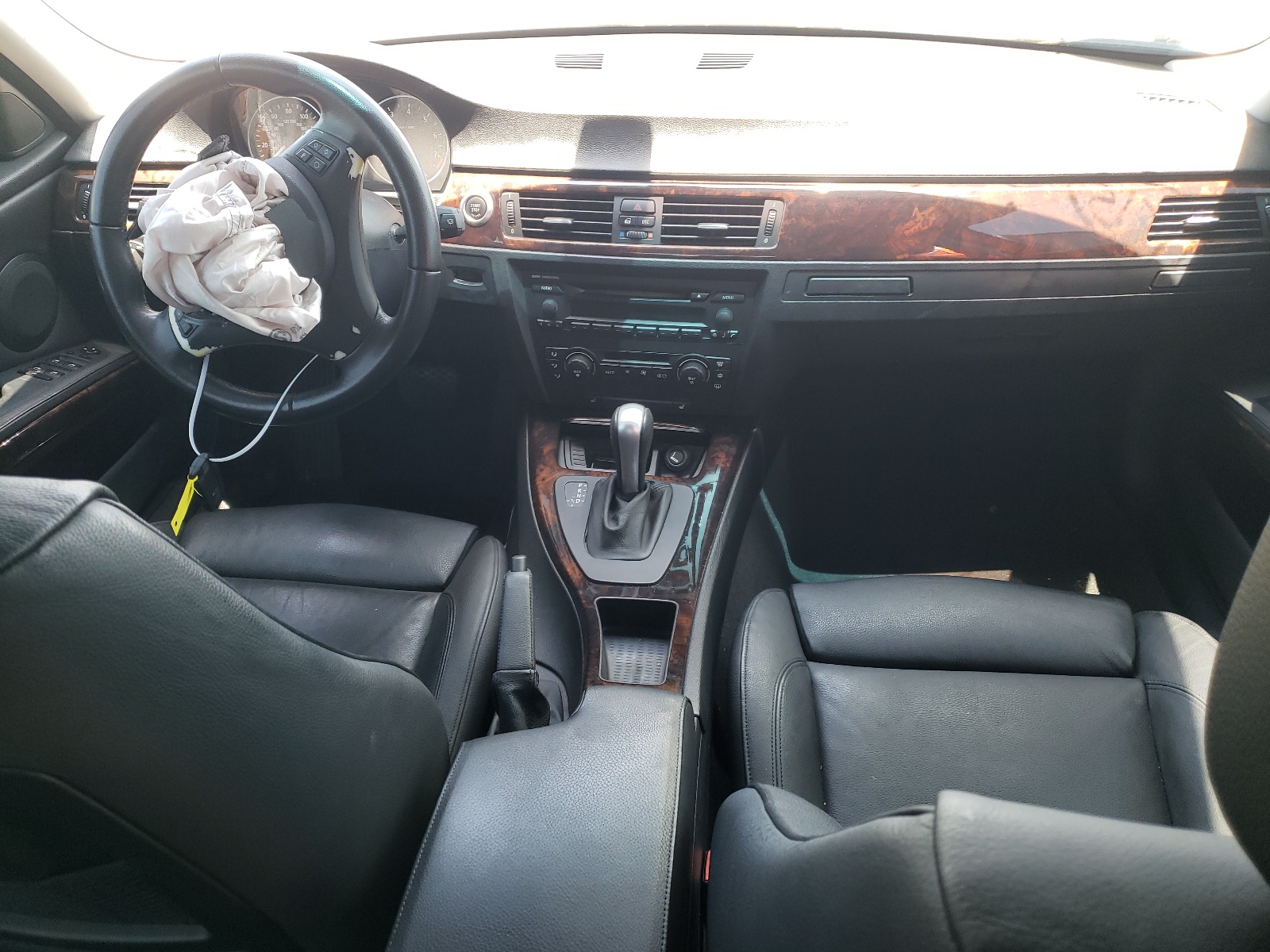 WBAVB33536PS11604 2006 BMW 330 I