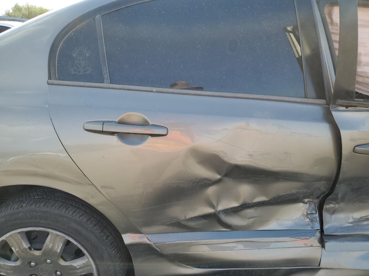 2007 Honda Civic Lx VIN: JHMFA16557S001108 Lot: 84236625