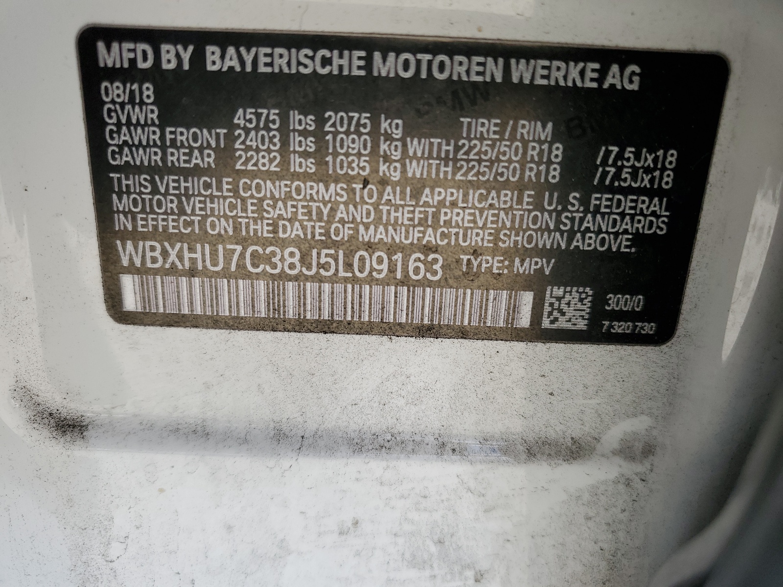 WBXHU7C38J5L09163 2018 BMW X1 Sdrive28I