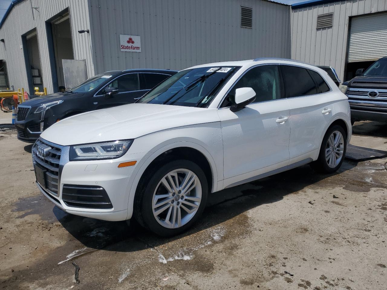 WA1BNAFY0K2090443 2019 AUDI Q5 - Image 1